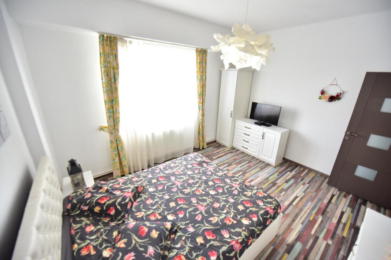 Flh - Mountain View Apartment Sibiu Eksteriør billede